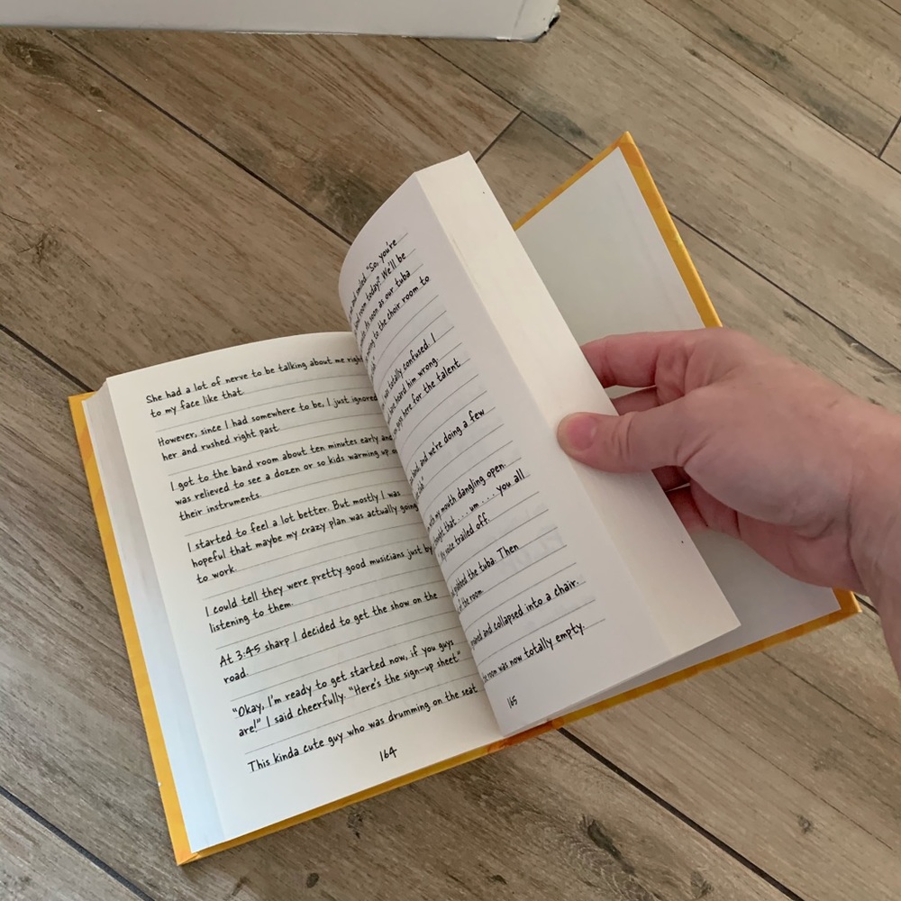 Dork diaries books #1-3 - Picture 5 of 8